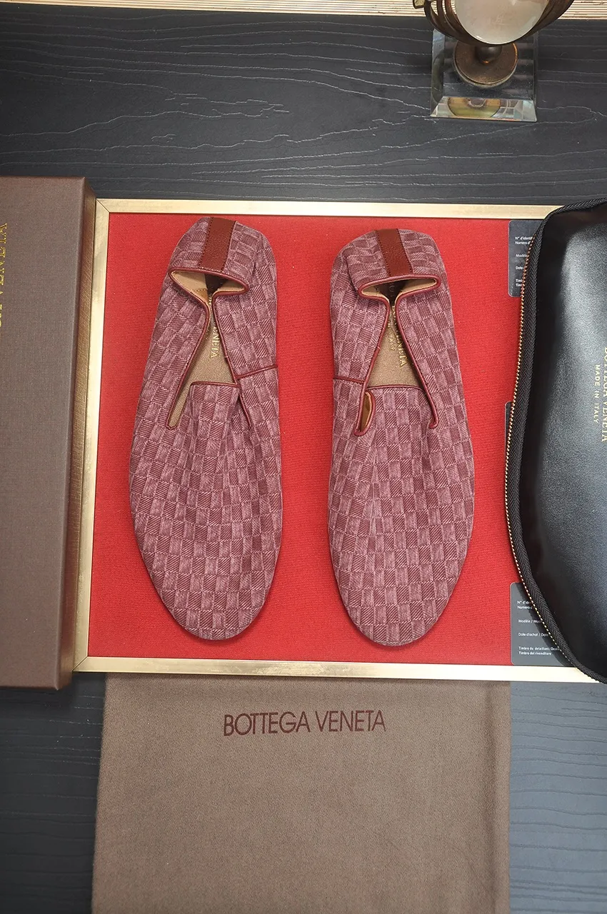 Men's shoes 💰460💶 [Botteg Venetta (BV)] (wallet shoes) exclusive new model official website new model The upper is made of high-quality top calfskin. Delicate feel and flowing luxurious texture. Tailored for refined men to create a noble aura. Delicate and regular Mark hand stitching. Smooth lines. Full sheepskin lining, comfortable to wash sweat. 38-44